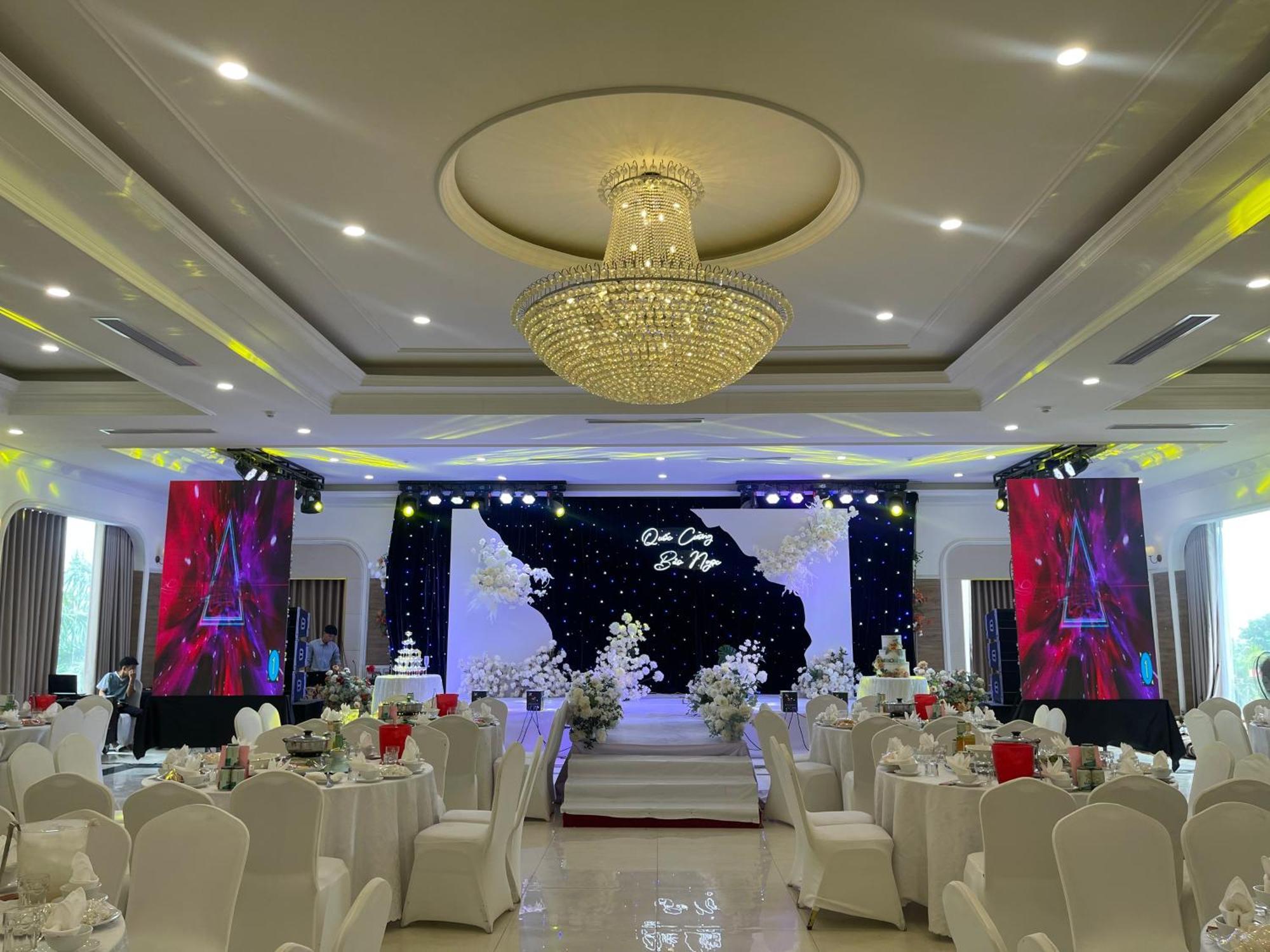 Ngan Ha Hotel Dai Tiet Екстер'єр фото