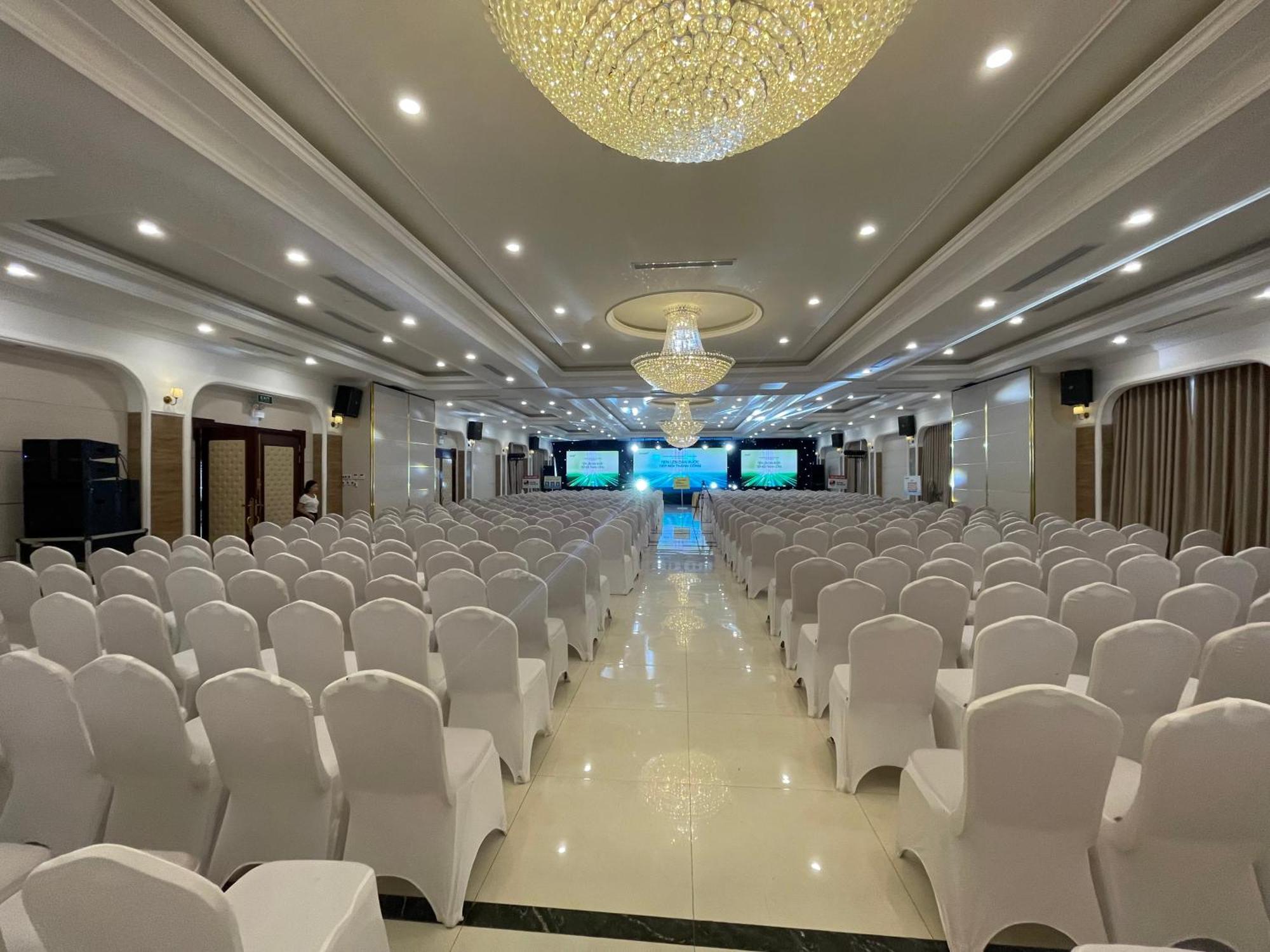 Ngan Ha Hotel Dai Tiet Екстер'єр фото